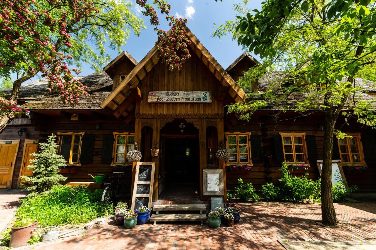 Oberza Pod Zlotym Prosiakiem Hotel Nieborów Екстериор снимка